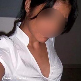 femme pour plan à 2, 3 ou 4 sur Nantes
