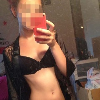 Rencontre discrète, Patty jeune coquine de Colombes